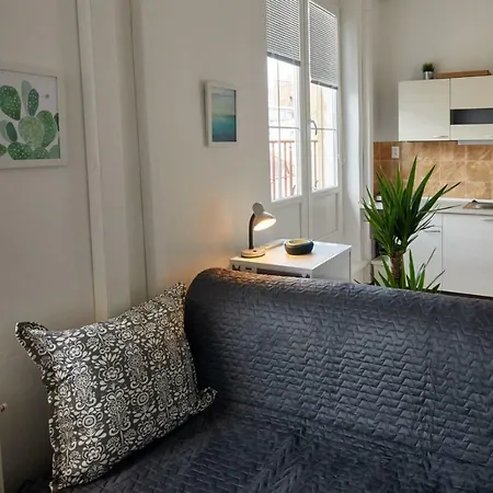 Sunrise Apartment *